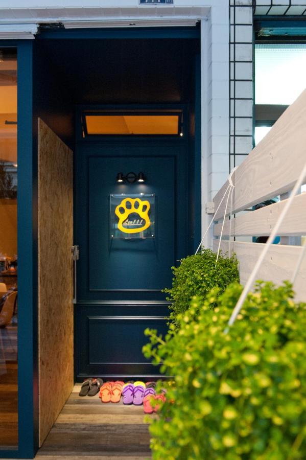 Leo 111/Arena Ruifeng Hotel Kaohsiung Bagian luar foto