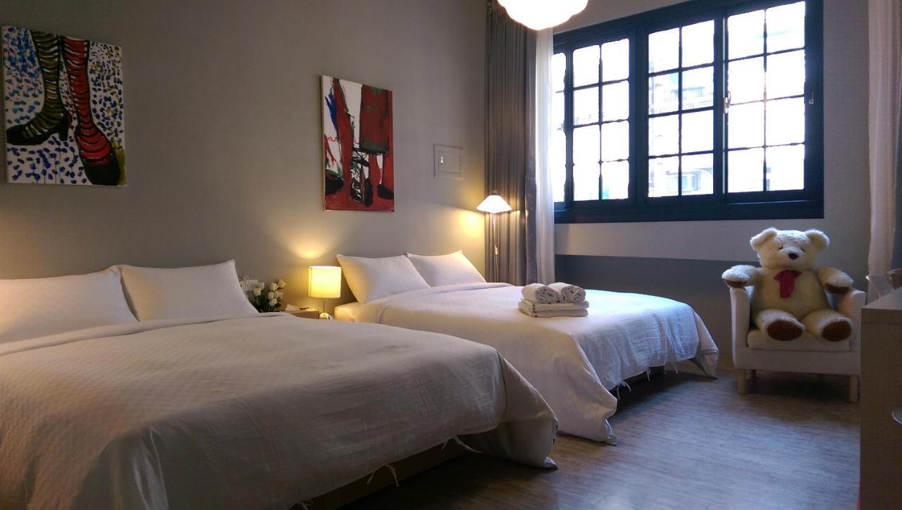 Leo 111/Arena Ruifeng Hotel Kaohsiung Bagian luar foto