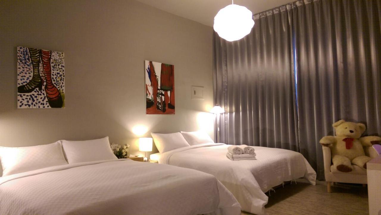 Leo 111/Arena Ruifeng Hotel Kaohsiung Bagian luar foto